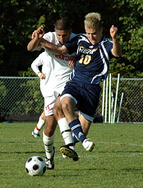 menssoccer_oct18 The Eagles found themselves in tough against the previously winless Heat Saturday, which could spike their playoff hopes. (David Pires photo)