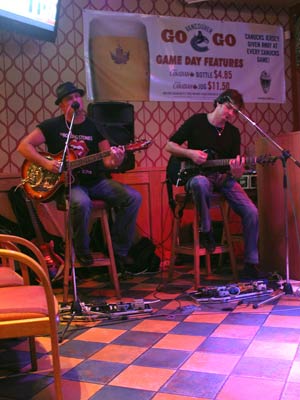 Blue Voodoo at the Landing Pub & Grill in Ladner. The duo of Blue Voodoo, made up of Rick Dalgarno and Ted Tosoff, play at the Landing Pub & Grill in Ladner every Thursday night. (Jacob Zinn photo)