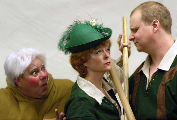 panto1 Mandy Tulloch, as Robin Hood, challenges Little John, played by James Knowlden, to a battle. (Photo courtesy of the production)